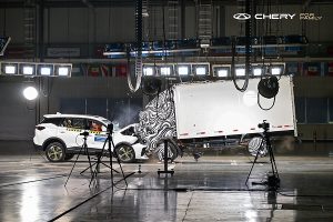 Người bảo vệ. Vì gia đình｜Kết quả thử nghiệm va chạm của TIGGO7 cho thấy cam kết của CHERY đối với an toàn gia đình